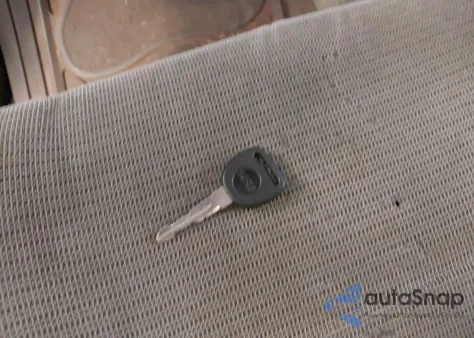 2003 GMC Savana Cutaway Standard/Standard W/C7L/C7N из США, поврежденный, VIN 1GDFG15T831116331